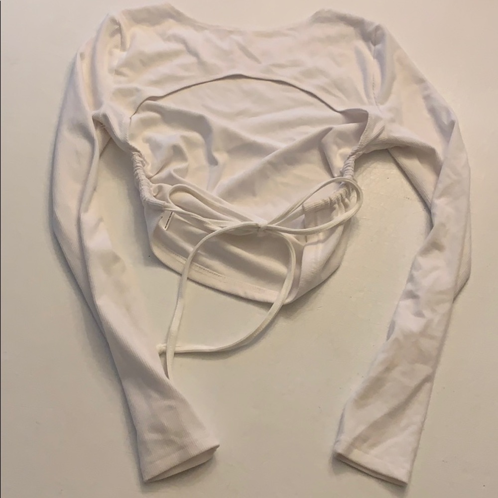 Et Clet open back top